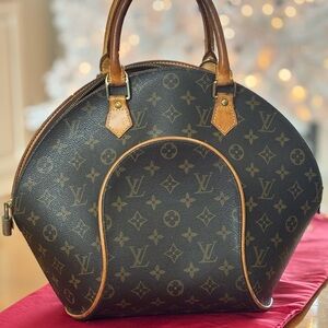Louis Vuitton Genuine Ellipse Bag
